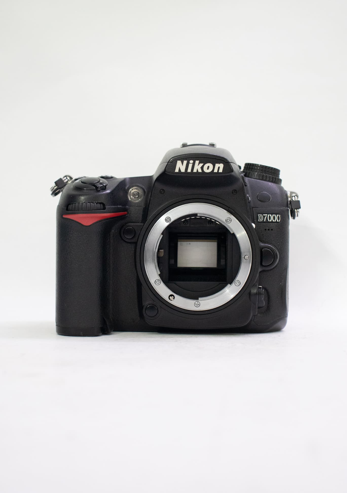 Nikon D7000 with 18-105mm 1:3.5-5.6G VR Lens