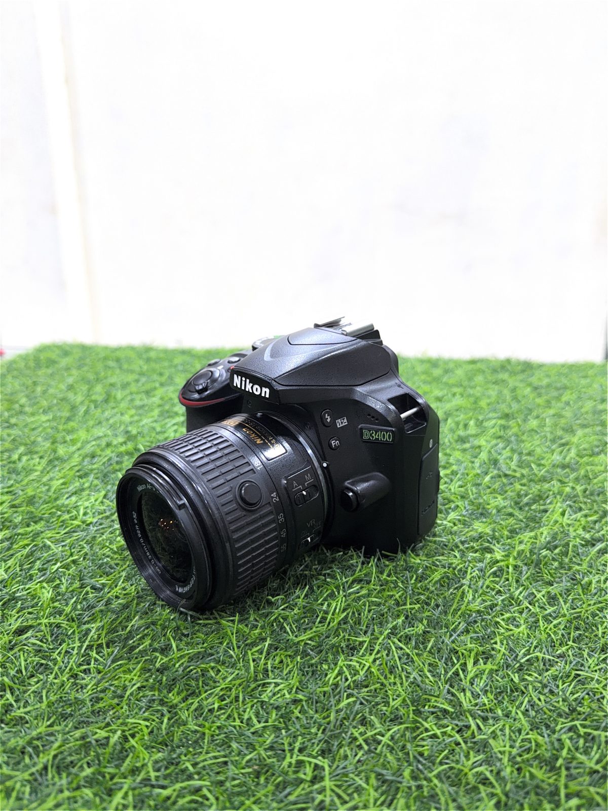 Nikon D3400 with 18-55mm VR Lens