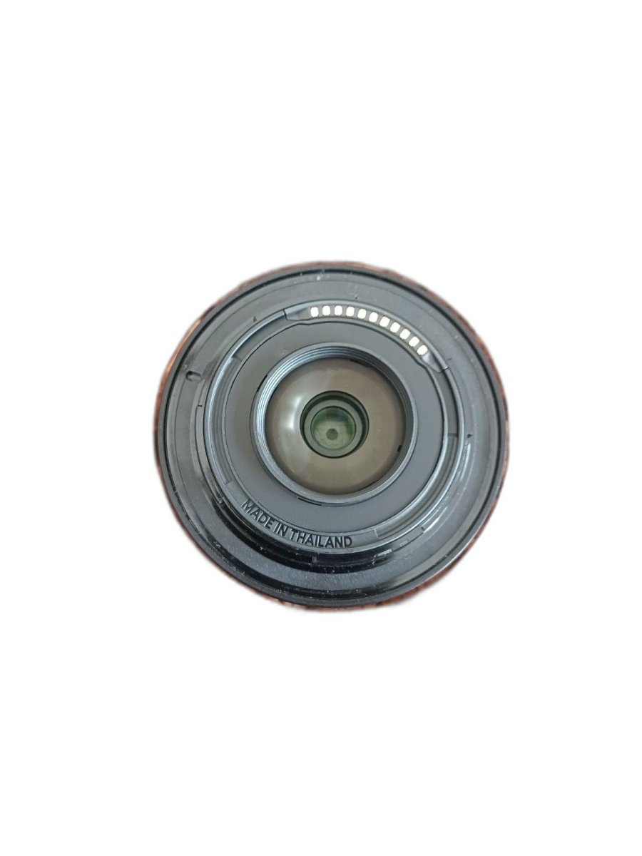Nikon 16-50mm Lens photo 3