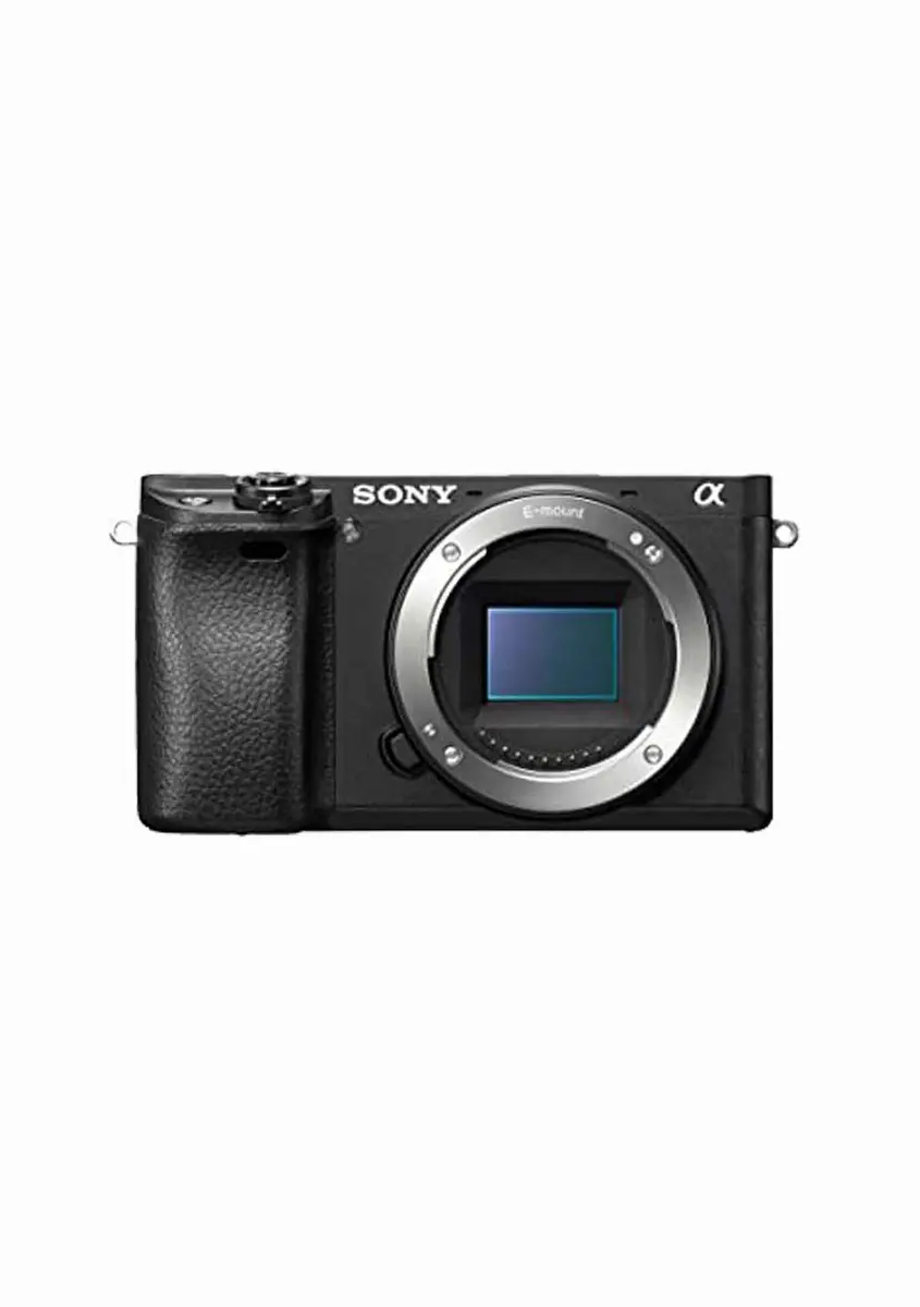Sony A6300 with 16-50mm Lens