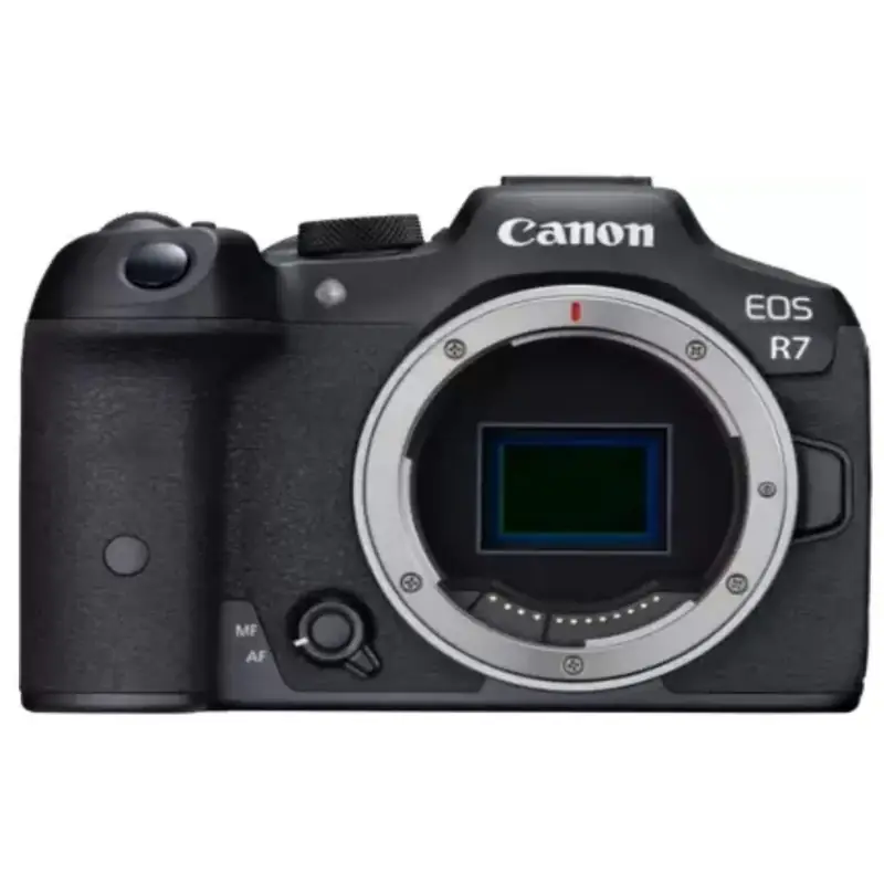 Canon R7 with Single Lens